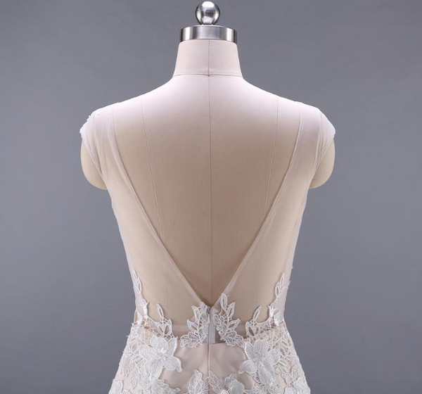 Sexy Backless Floral Appliques Sexy Wedding Dress Champagne Color Mermaid Wedding Dresses