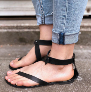 New Arrival Women Casual Sandals Black Solid Ankle Strap Flat Summer Slipper Sandles