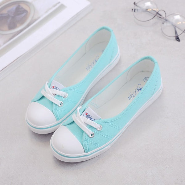 Women Canvas Comfortable Slip-on Shoes