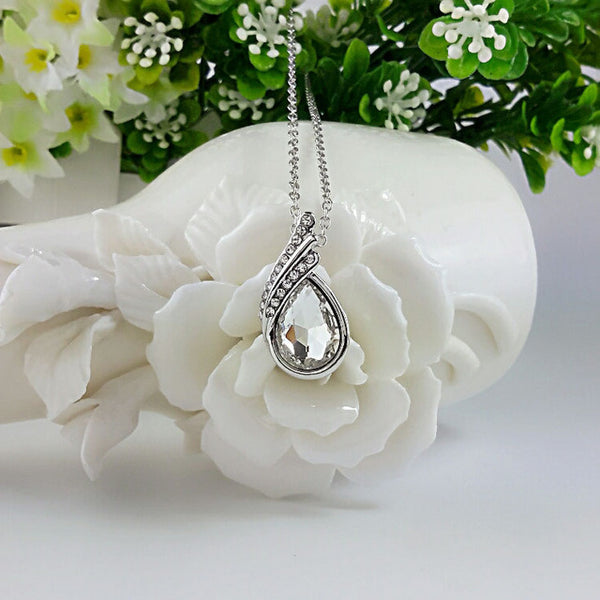 Crystal Water Drop Pendant Necklace