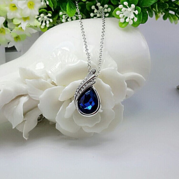Crystal Water Drop Pendant Necklace
