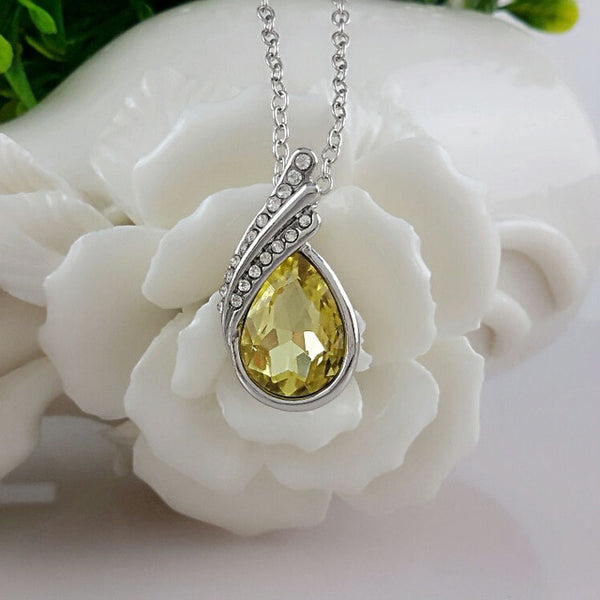 Crystal Water Drop Pendant Necklace